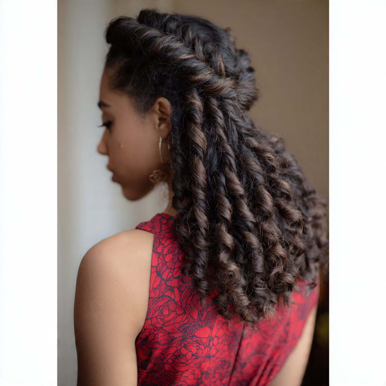 Trending 15 Easy Hairstyles for Medium Length Hairs For Your Next Salon Visit 3 Half Up Half Down Twist