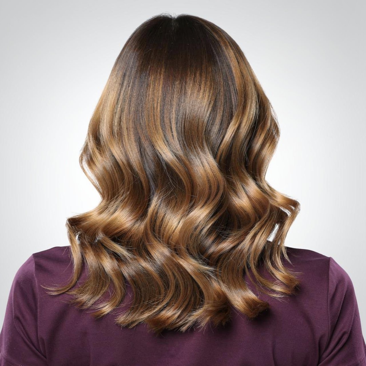 soft layered waves prom hairstyle for medium hair 1 1