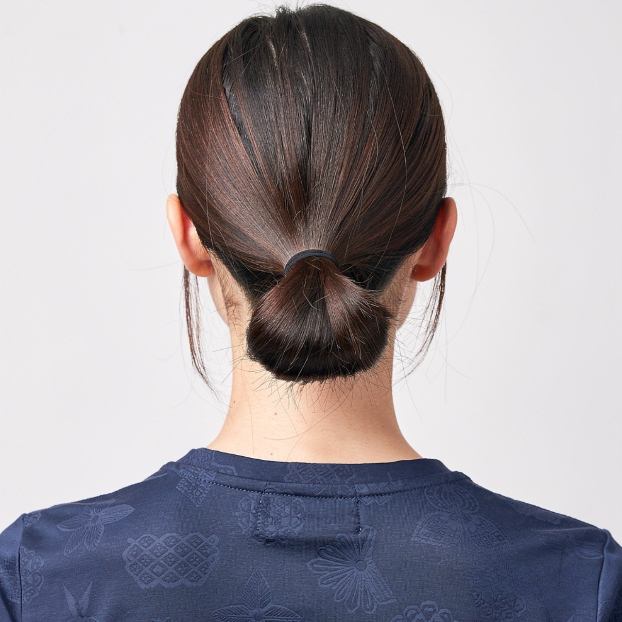 square portrait focus on hair low short ponytail h 1