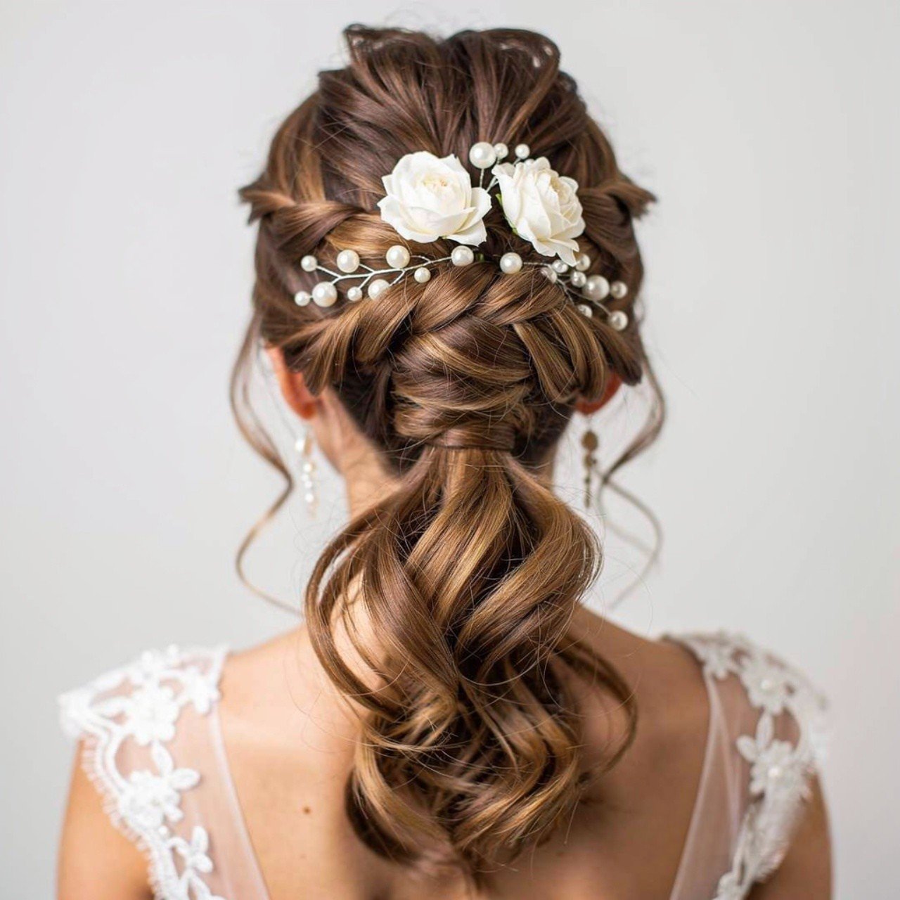 twisted wedding ponytail
