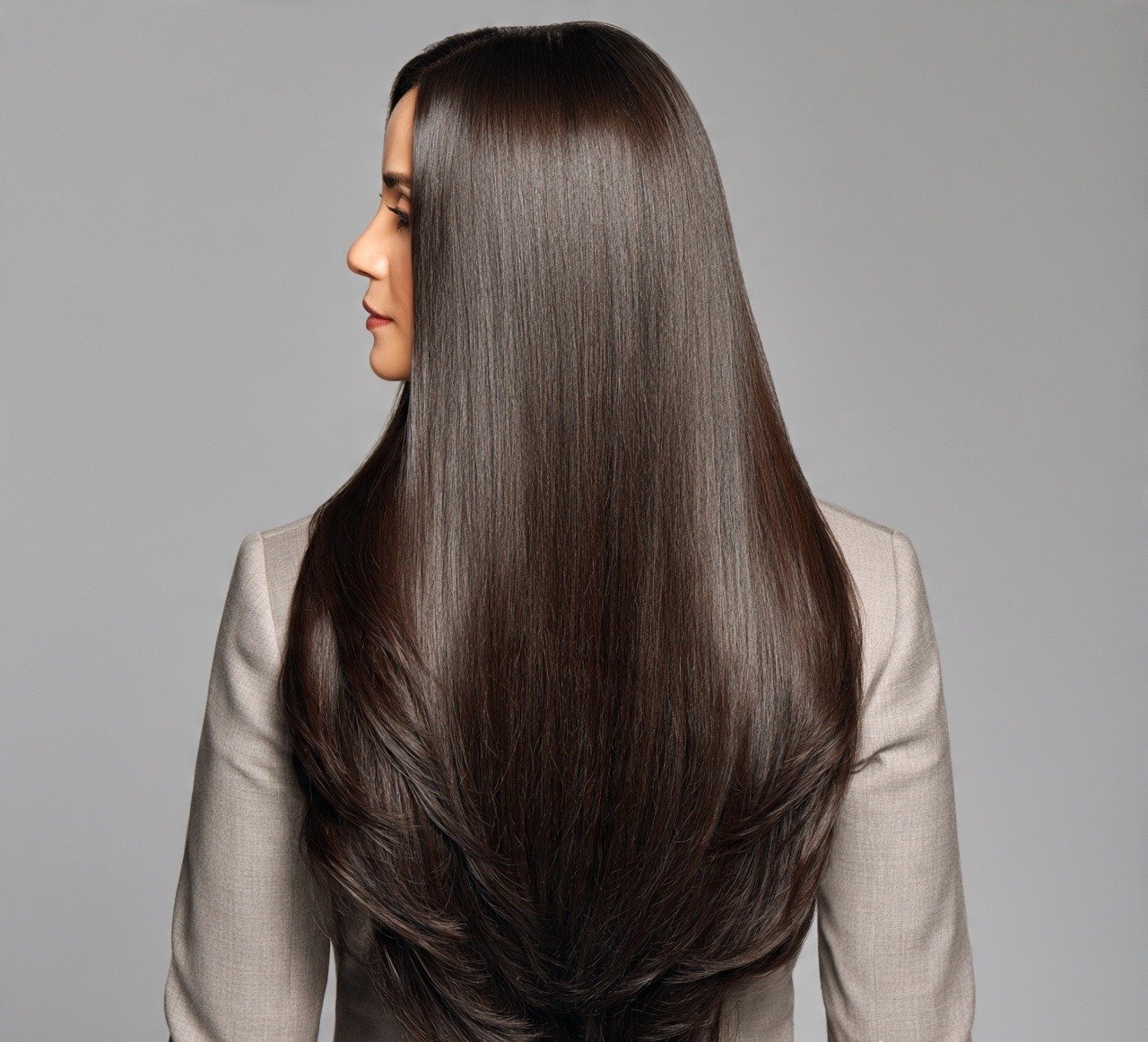 17 Show-Stopping Haircuts for Long Hair with Layers You Have Never Seen Before 16 Layered Haircut for Long Hair with Length Preservation Focus