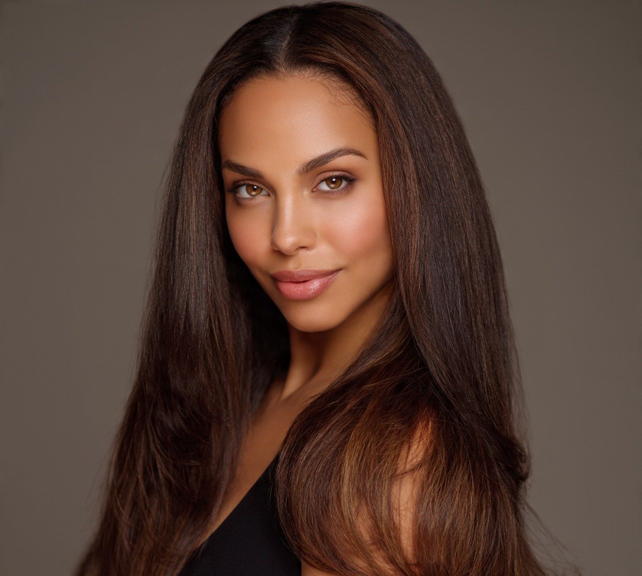 15 Breathtaking Haircuts for Long Hair Straight That Will Transform Your Look 11 The Long Straight Haircut with Length Gradation Through Color