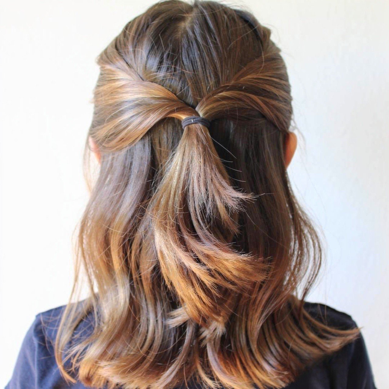 half up half down hairstyle for back to school squ