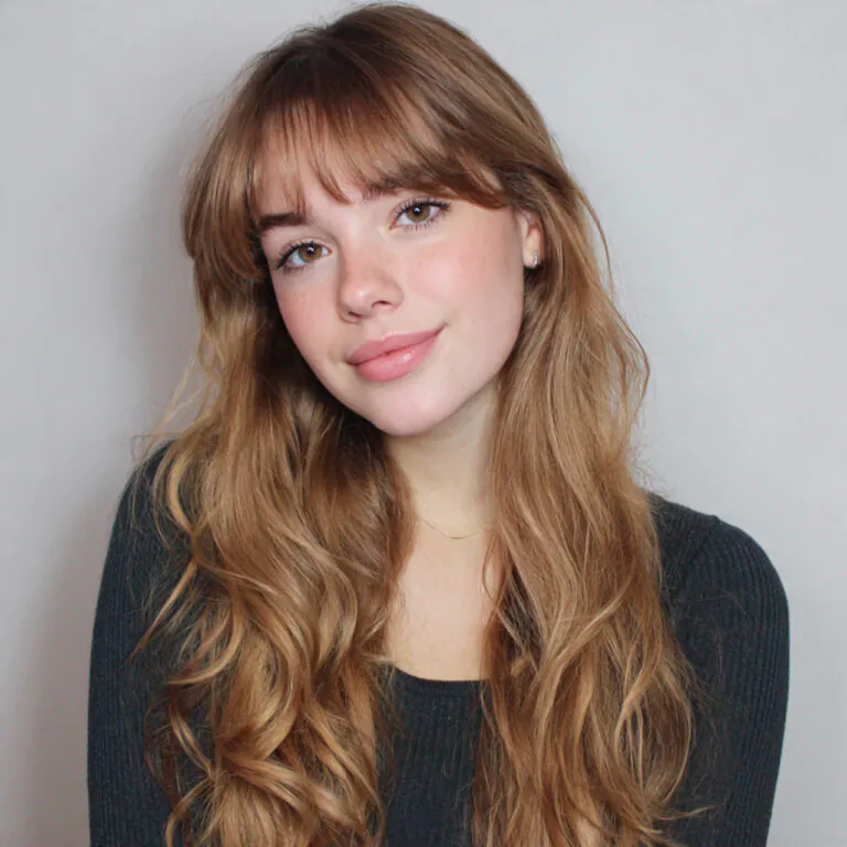 Curtain Bangs Tutorial: 13 Trending & Pro Tips Guide That you'll love 19 curtain bangs tutorial