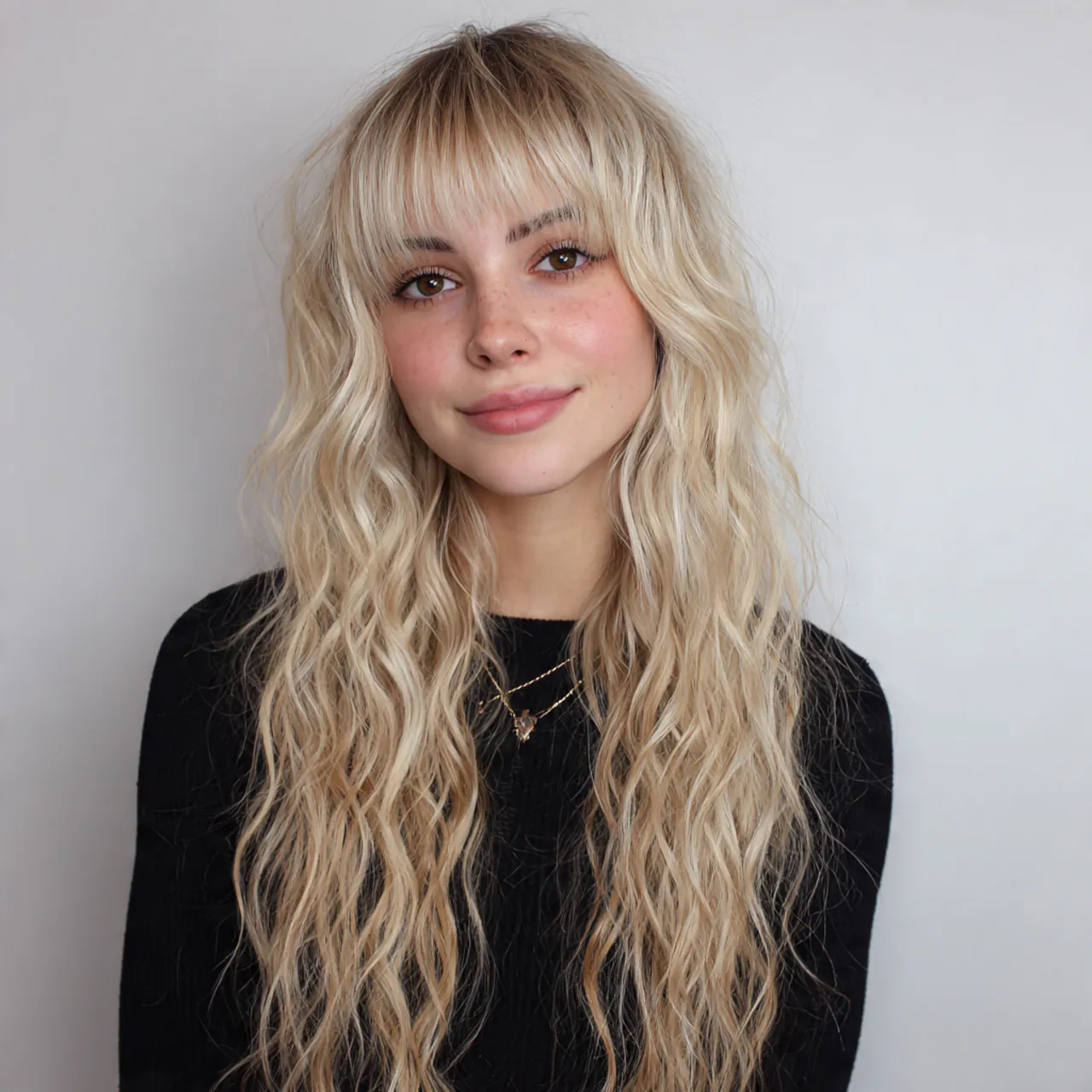 Curtain Bangs Long Hair: 13 Trending Stylish Ideas to Try 4 wavy curtain hairbangs with beach