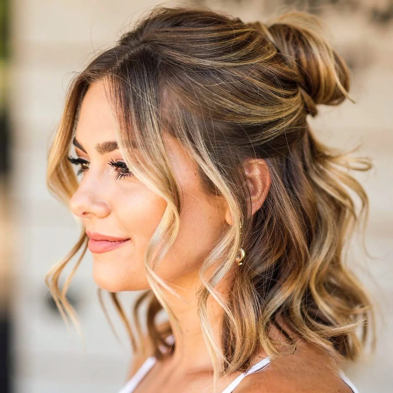 half up half down waves hairstyle for summer head