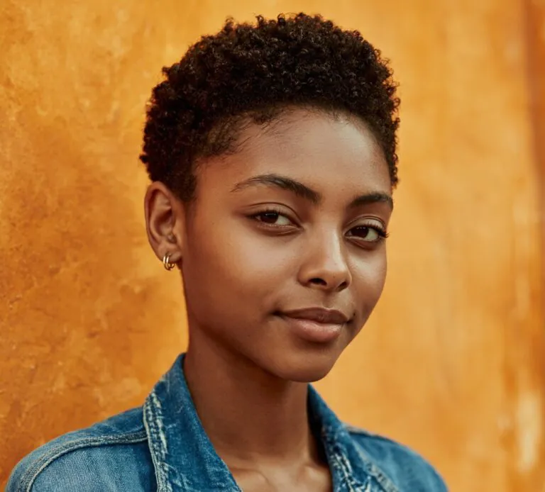 13 Trendy Hairstyles For Short Natural Hair That Turn Heads 1 hairstyles for short natural hair